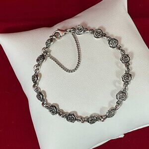 James Avery RETIRED /RARE Sterling Silver 925 Rose Link Bracelet 2 1/4"